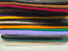 Load image into Gallery viewer, WOOL FELT 1.2MM THICK 72&quot; X 10 YARD ROLL